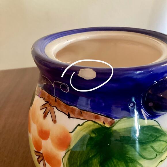 Small Vintage Enameled Ceramic Jar - Picture 6 of 7